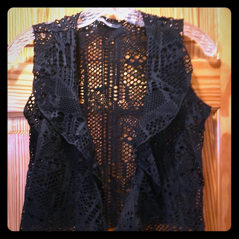 Crochet/ lace sleeveless top/ vest